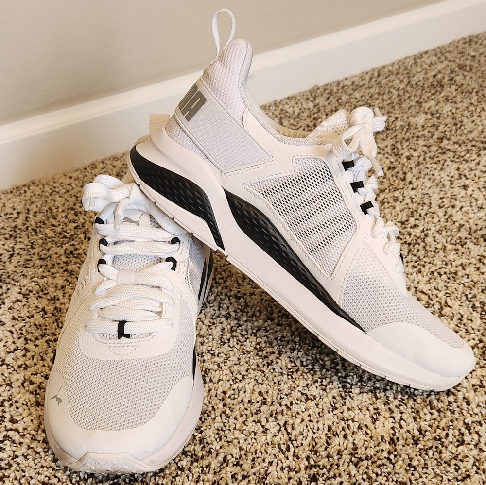 Puma Anzarun training shoes